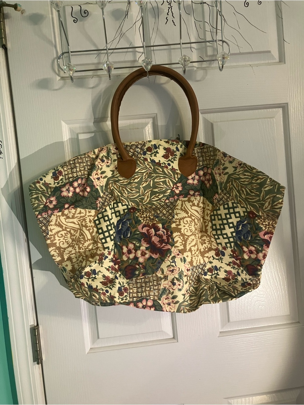 Avon Floral Patchwork Tote in Cream, Green, Burgundy and Blue with Brown Handles